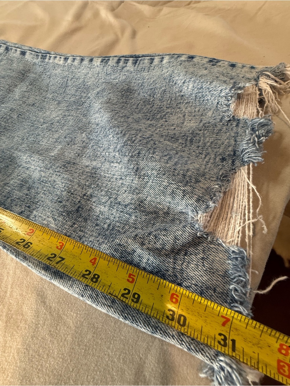 Risen High-Rise Distressed Jeans in Light Blue Wash - Picture 9 of 12
